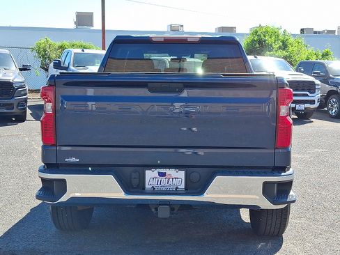 Used 2022 Chevrolet Silverado 1500 LT w/ Bed Protection Package AWD/4WD image 6