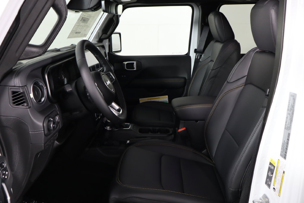 New 2027 Jeep Wrangler Unlimited Sahara AWD/4WD image 14