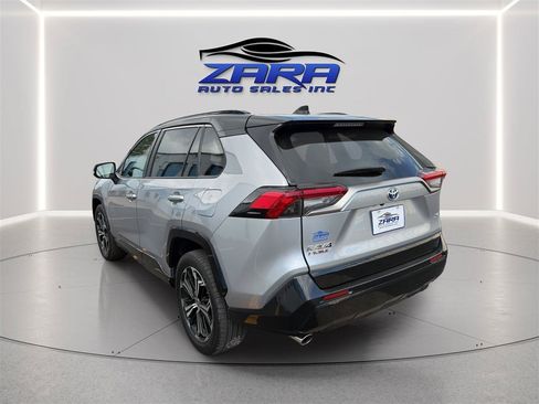 Used 2024 Toyota RAV4 XSE w/ Weather Package AWD/4WD image 5