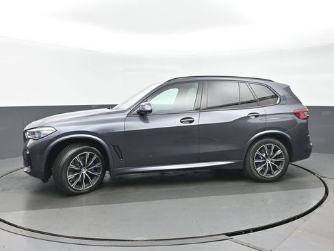 Used 2019 BMW X5 xDrive50i w/ M Sport Package AWD/4WD image 6