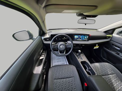 New 2026 Nissan Kicks SV w/ SV Premium Package FWD image 11