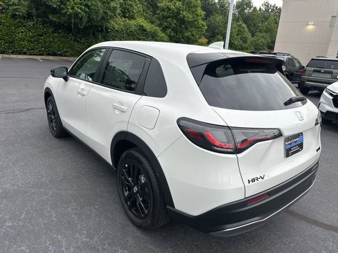 New 2026 Honda HR-V Sport image 5