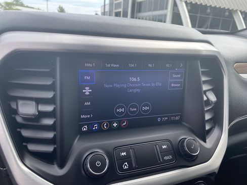Used 2020 GMC Acadia SLE FWD image 13