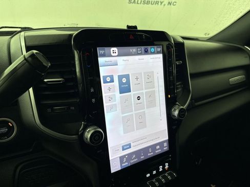 Used 2025 RAM 2500 Big Horn image 17