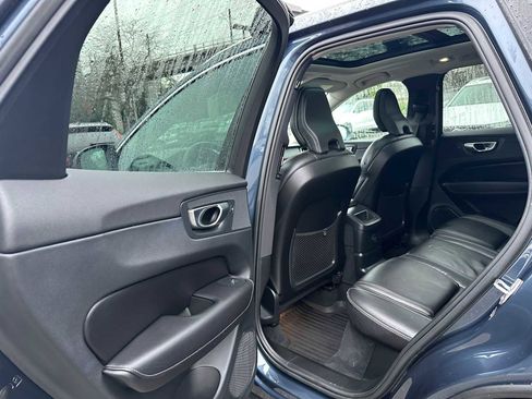 Certified 2023 Volvo XC60 T8 Ultimate image 16