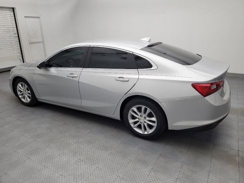Used 2018 Chevrolet Malibu LT FWD image 3