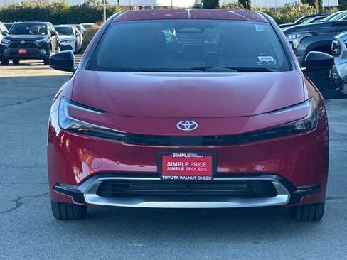 New 2026 Toyota Prius Plug-In Hybrid FWD image 14
