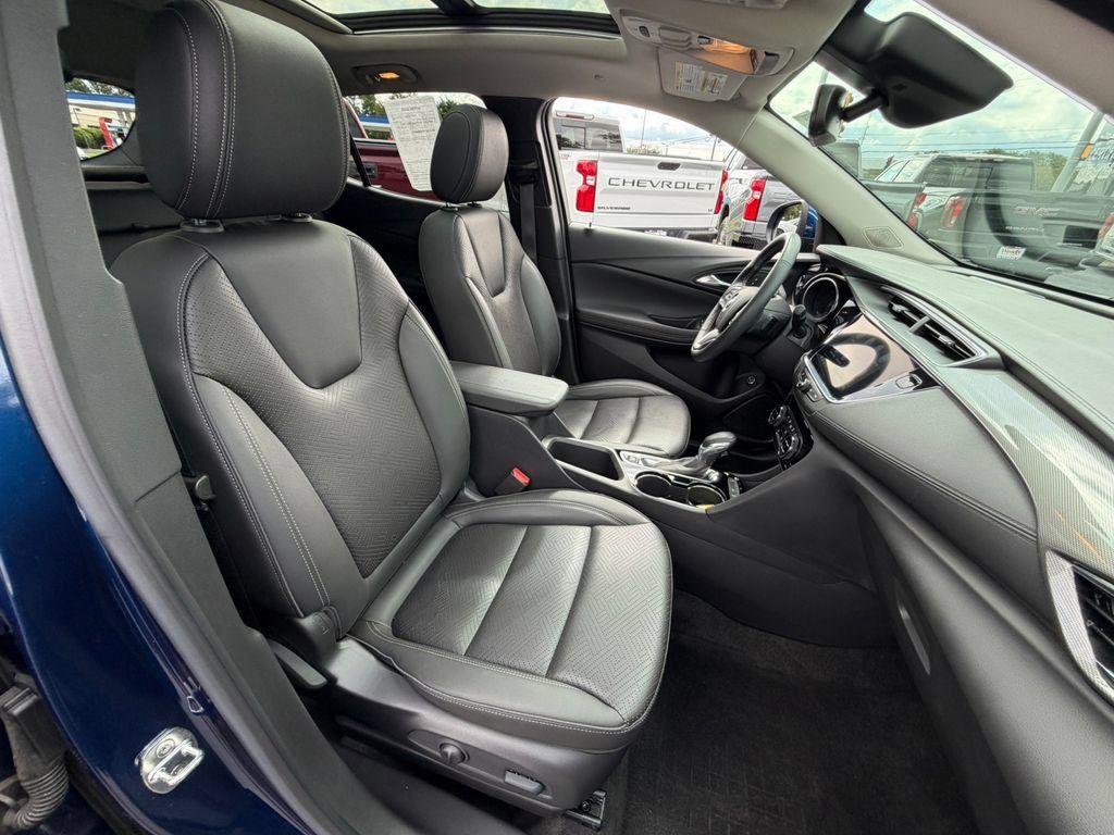 Certified 2023 Buick Encore GX Essence w/ Experience Buick Package FWD image 17