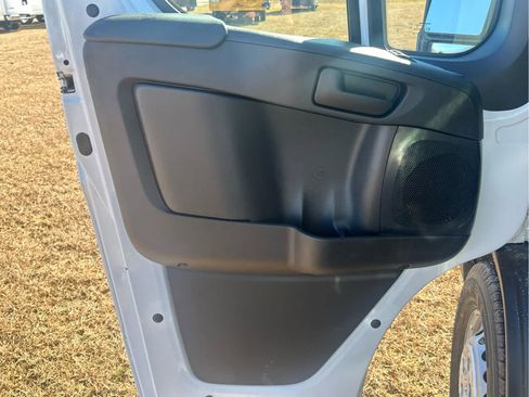 New 2025 RAM ProMaster 2500 image 26