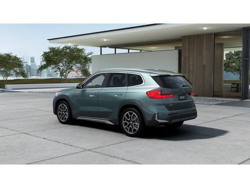New 2026 BMW X1 xDrive28i w/ Convenience Package AWD/4WD image 2