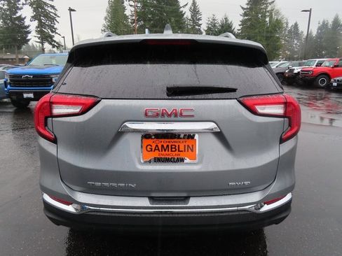 Certified 2023 GMC Terrain SLT image 6