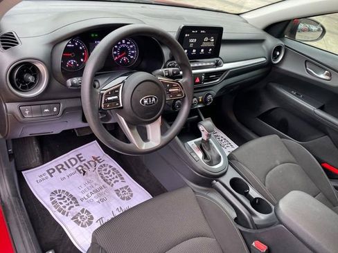 Used 2021 Kia Forte LXS image 12