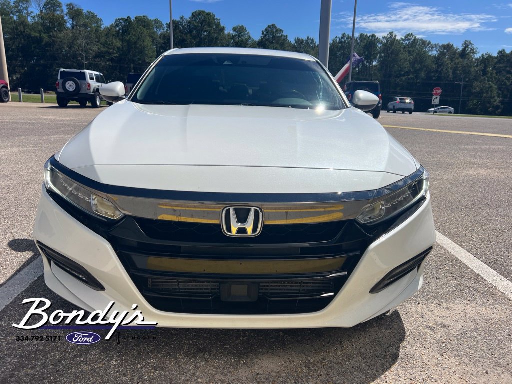 Used 2019 Honda Accord Sport image 2