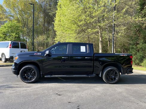 Used 2024 Chevrolet Silverado 1500 Custom image 6