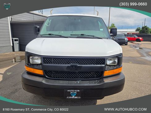 Used 2015 Chevrolet Express 3500 image 3