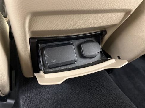 Used 2022 Mercedes-Benz GLC 300 4MATIC image 46