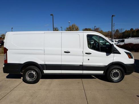 Used 2016 Ford Transit 150 130 Low Roof image 7