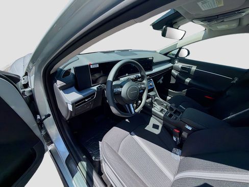 New 2026 Hyundai Sonata SE FWD image 7