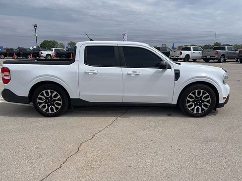 Used 2024 Ford Maverick Lariat FWD image 6