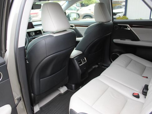 Used 2017 Lexus RX 350 AWD w/ Premium Package image 22