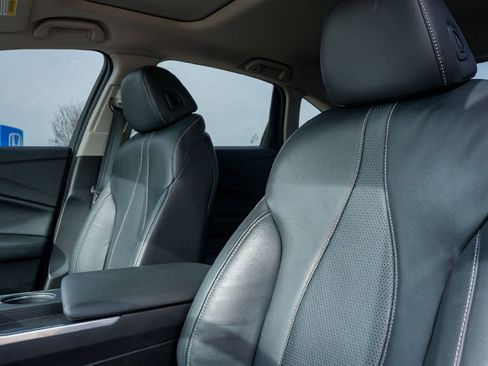 Used 2023 Acura TLX w/ Technology Package FWD image 11