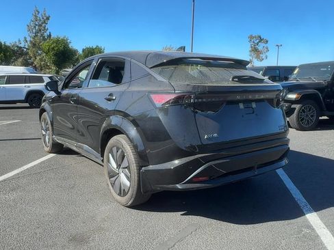 Used 2024 Nissan Ariya AWD image 8