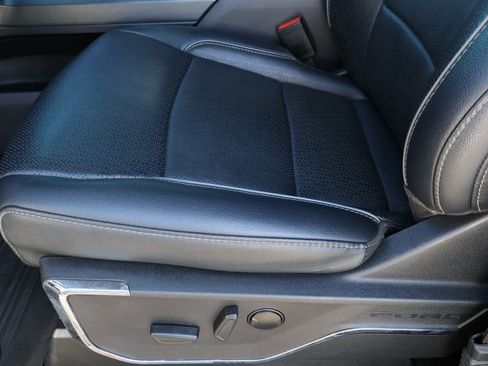 Used 2024 Ford F150 Lariat w/ FX4 Off-Road Package image 24