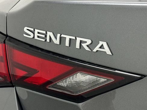 Used 2024 Nissan Sentra S FWD image 16