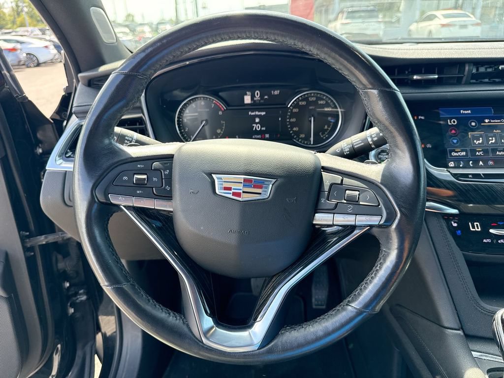 Used 2022 Cadillac XT6 Premium Luxury AWD/4WD image 25