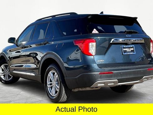 Used 2022 Ford Explorer XLT w/ Equipment Group 202A image 12