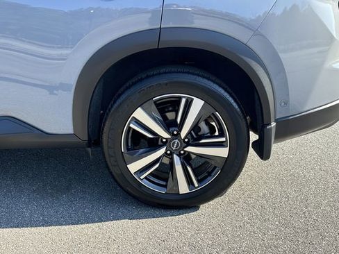 Certified 2025 Nissan Rogue SL AWD/4WD image 21