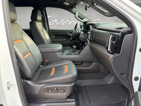 Certified 2023 GMC Sierra 1500 AT4 w/ AT4 Premium Package image 23