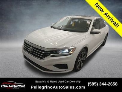 Used 2022 Volkswagen Passat 2.0T SE