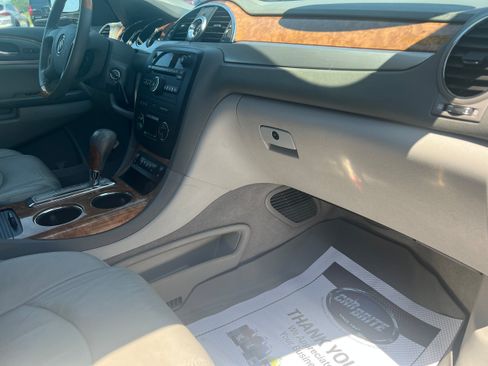 Used 2012 Buick Enclave Leather FWD image 18