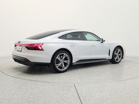 Used 2023 Audi e-tron GT Premium Plus AWD/4WD image 5