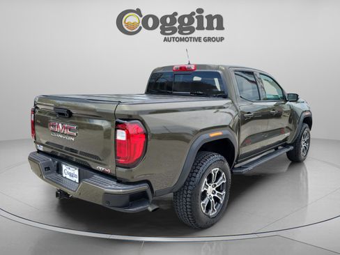 Used 2025 GMC Canyon AT4 w/ Technology Plus Package AWD/4WD image 3