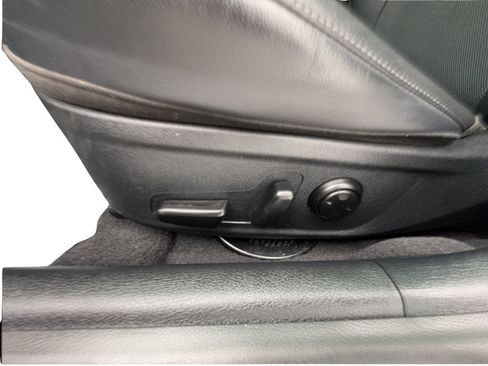 Used 2022 Kia Stinger GT1 RWD image 21