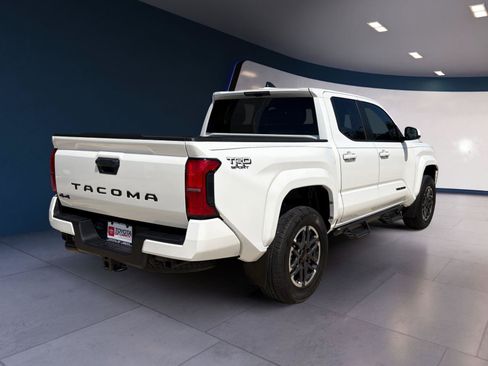 Used 2024 Toyota Tacoma TRD Sport AWD/4WD image 5