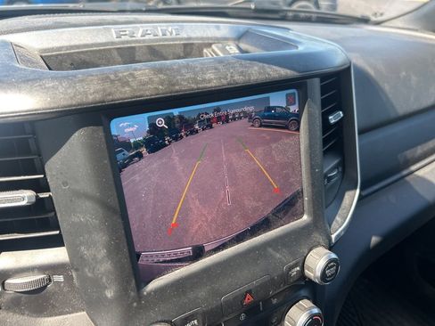 Used 2022 RAM 1500 Big Horn AWD/4WD image 12