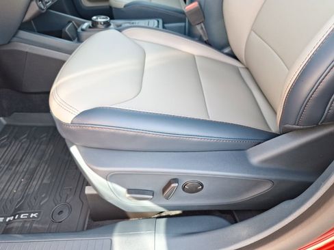 New 2026 Ford Maverick Lariat AWD/4WD image 5