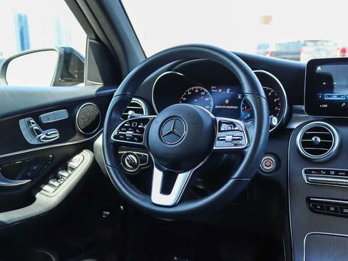 Used 2020 Mercedes-Benz GLC 300 4MATIC w/ Parking Assistance Package image 15