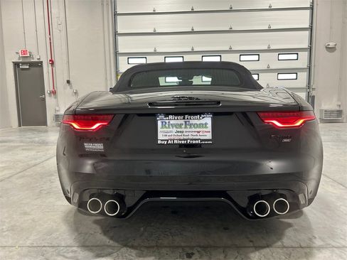 Used 2022 Jaguar F-TYPE R-Dynamic image 7