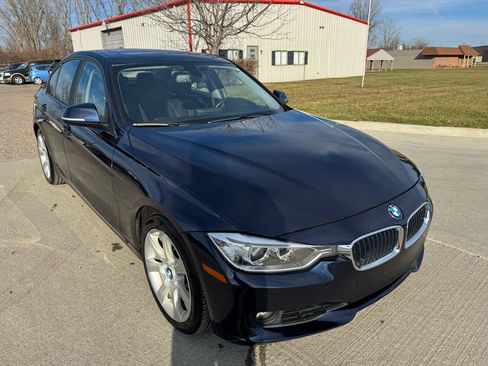 Used 2013 BMW 335i xDrive 4dr Sdn 335i xDrive AWD image 4