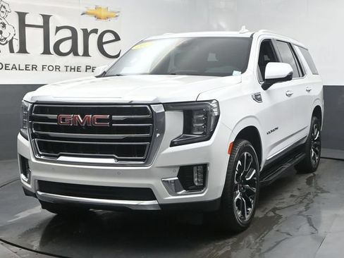 Used 2023 GMC Yukon SLT w/ SLT Luxury Package AWD/4WD image 7
