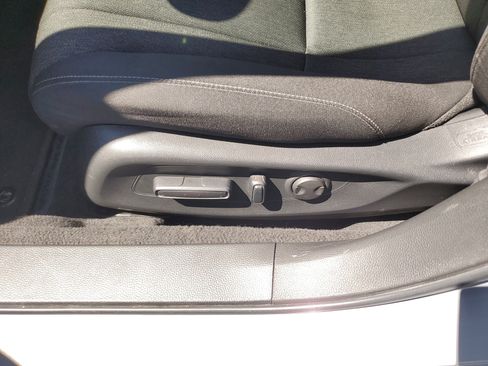 Used 2023 Honda Accord Sport image 18