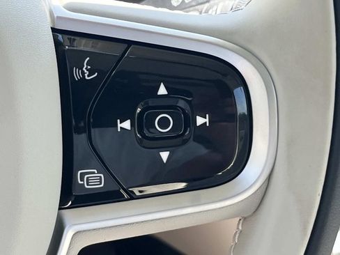 New 2026 Volvo XC90 T8 Ultra w/ Protection Package Premier AWD/4WD image 28