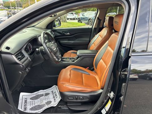 Used 2017 GMC Acadia SLT image 9