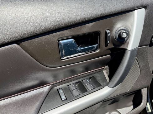 Used 2013 Ford Edge SEL AWD/4WD image 32