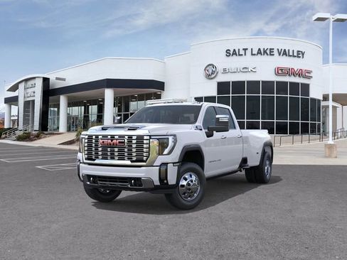 New 2026 GMC Sierra 3500 Denali w/ Denali Reserve Package AWD/4WD image 8