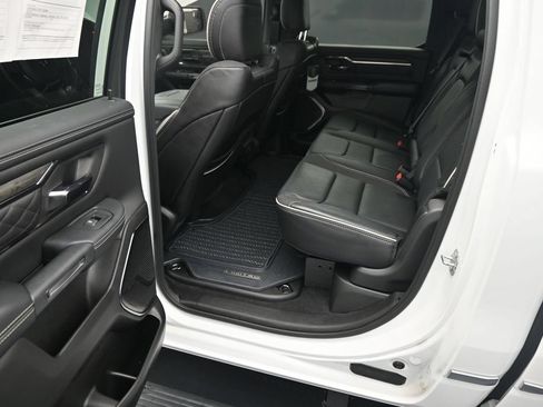 Used 2025 RAM 1500 Limited AWD/4WD image 21